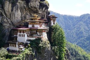 Places-To-Visit-In-Paro-Bhutan