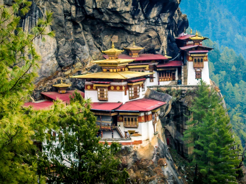 Bhutan The Thunder Dragon Tour